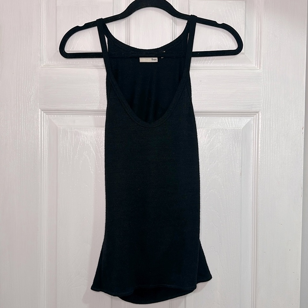 Wilfred Free Back Peep-Hole Tank Top in Black size Medium